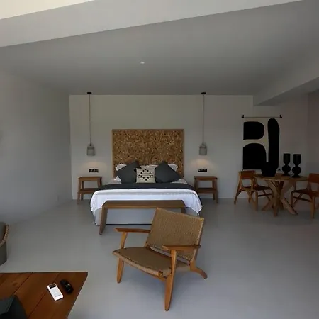Cavalier Lefkada Av *