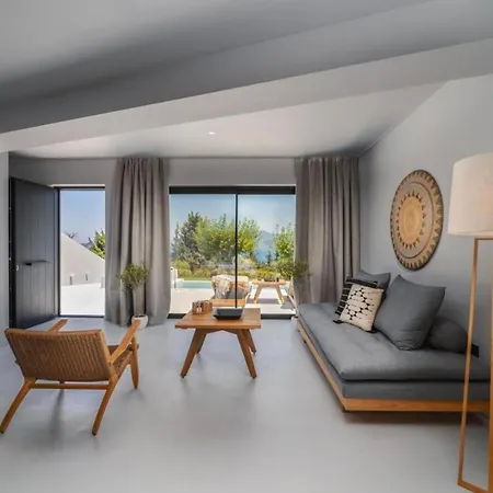 Апартаменты Cavalier Lefkada Av *